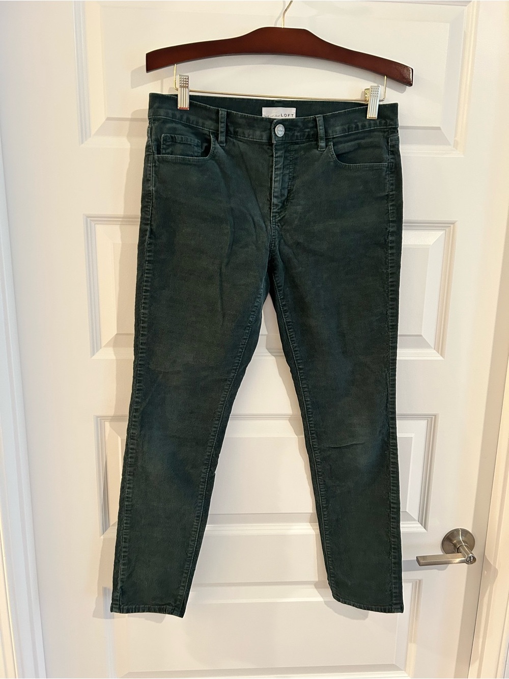 Loft Corduroy Skinny Pants Green Size 29 /8
